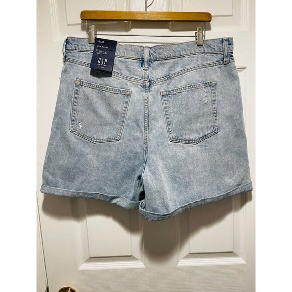 NWT GAP Denim High Rise Mom Shorts Jean Shorts Distressed Women’s Size 16/33 - Picture 3 of 3